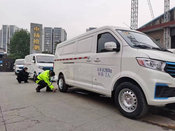 車管所四分所優(yōu)化車管業(yè)務(wù)。重慶交巡警總隊(duì)供圖